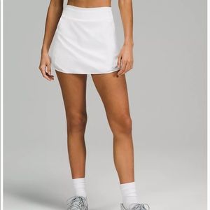 NEVER WORN Lulu White Tennis Skirt